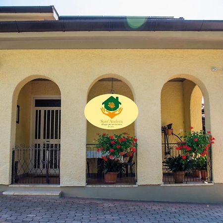 Alloggio Per Uso Turistico Sant'Andrea Lariano Ngoại thất bức ảnh