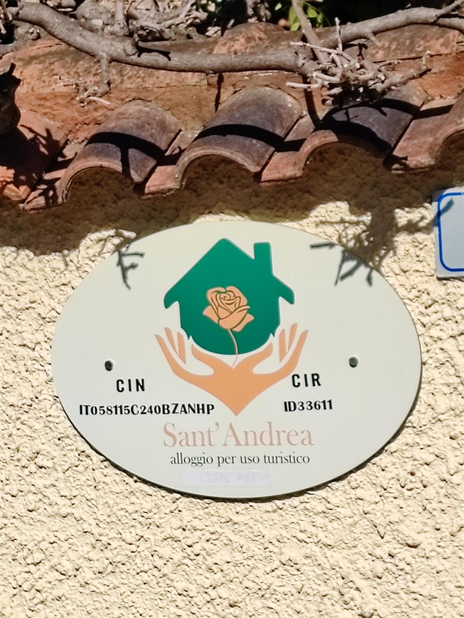 Alloggio Per Uso Turistico Sant'Andrea Lariano Ngoại thất bức ảnh